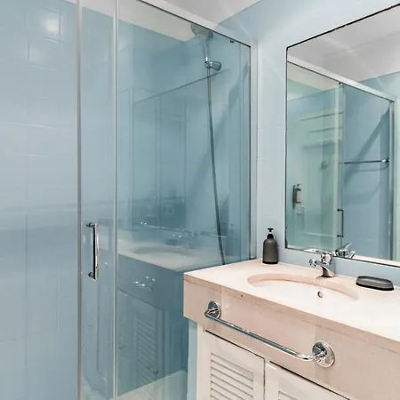 Lovelystay -