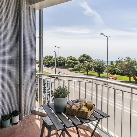 Lovelystay - Apartment *